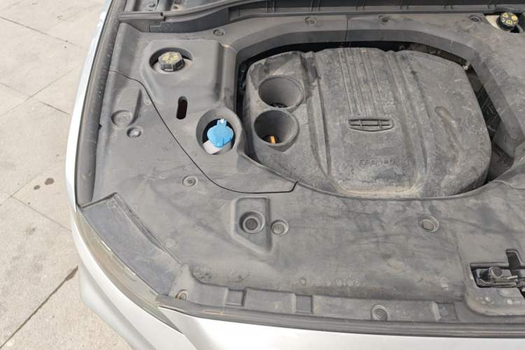 Used Geely Auto Emgrand X7 Sport 2020 1.8TD DCT Smart PRO Engine Bay Right