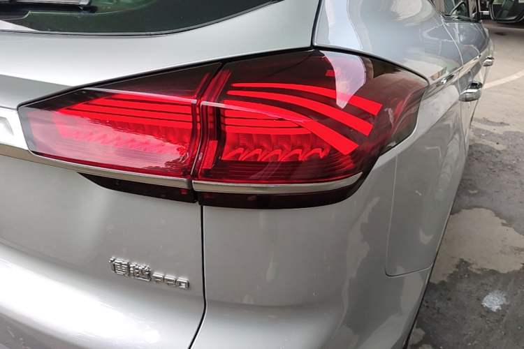 Used Geely Auto Emgrand X7 Sport 2020 1.5TD Automatic Smart Connect PRO Exterior 3