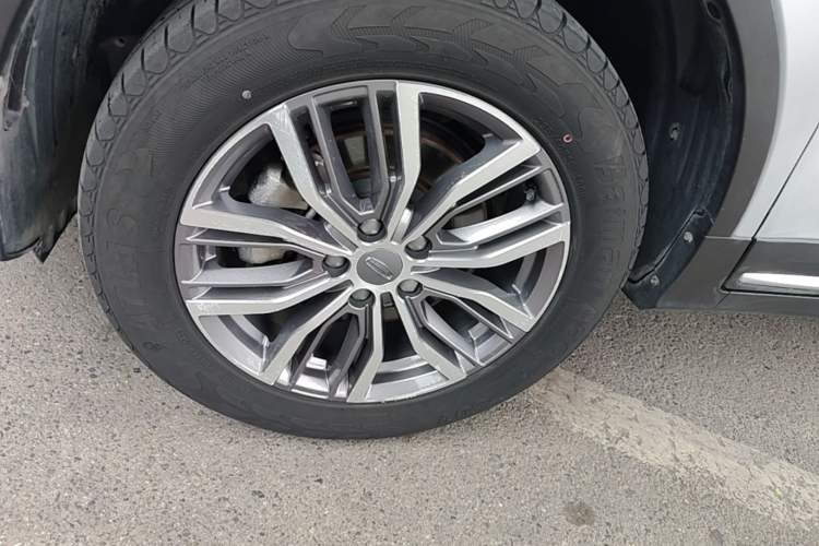 Used Geely Auto Emgrand X7 Sport 2020 1.5TD Automatic Smart Connect PRO Exterior 4