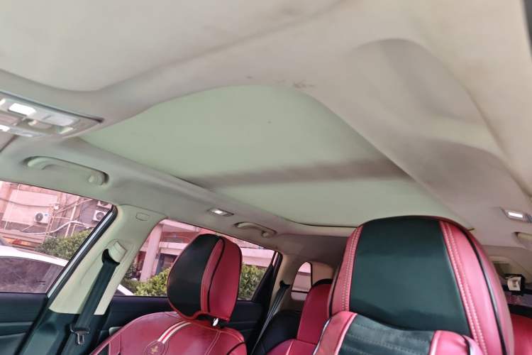 Used Geely Auto Emgrand X7 Sport 2020 1.8TD DCT Two-Wheel Drive Smart Connect 4G-Enabled Version Headliner