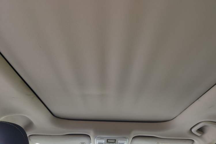 Used Geely Auto Emgrand X7 Sport 2020 1.8TD DCT Two-Wheel Drive Smart Connect 4G-Enabled Version Headliner