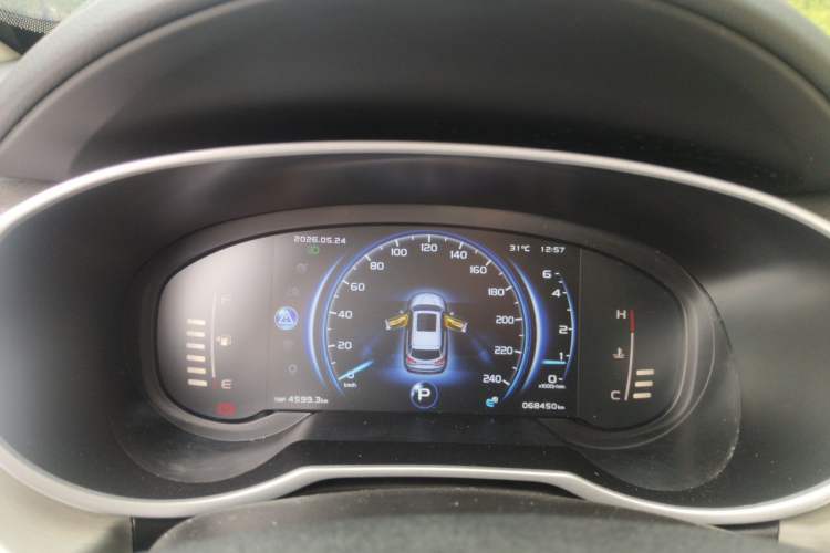 Used Geely Auto Emgrand X7 Sport 2020 1.8TD DCT Two-Wheel Drive Smart Connect 4G-Enabled Version Instrument Cluster