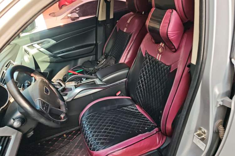 Used Geely Auto Emgrand X7 Sport 2020 1.8TD DCT Two-Wheel Drive Smart Connect 4G-Enabled Version Left Front Seat
