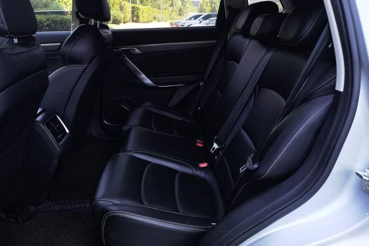 Used Geely Auto Emgrand X7 Sport 2020 1.5TD Automatic Smart Connect PRO Left Rear Seat