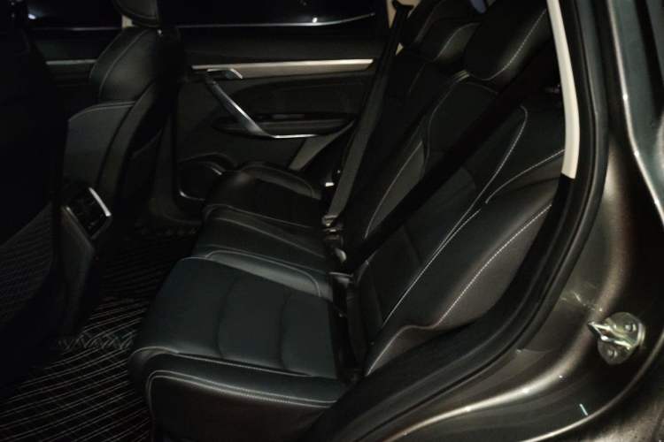 Used Geely Auto Emgrand X7 Sport 2020 1.5TD Automatic Smart Connect PRO Left Rear Seat