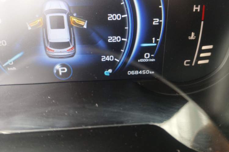 Used Geely Auto Emgrand X7 Sport 2020 1.8TD DCT Two-Wheel Drive Smart Connect 4G-Enabled Version Odometer Close Up