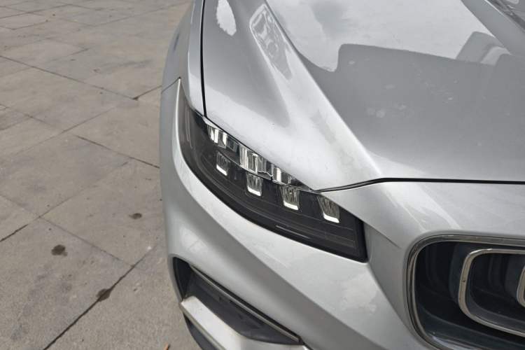Used Geely Auto Emgrand X7 Sport 2020 1.8TD DCT Smart PRO Right Front Headlight