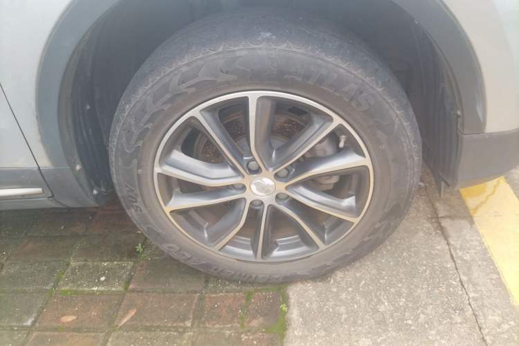 Used Geely Auto Emgrand X7 Sport 2020 1.8TD DCT Two-Wheel Drive Smart Connect 4G-Enabled Version Right Front Wheel Hub