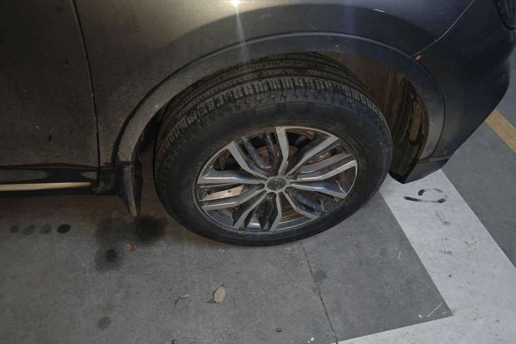 Used Geely Auto Emgrand X7 Sport 2020 1.8TD DCT ZhiZun PRO Right Front Wheel Hub