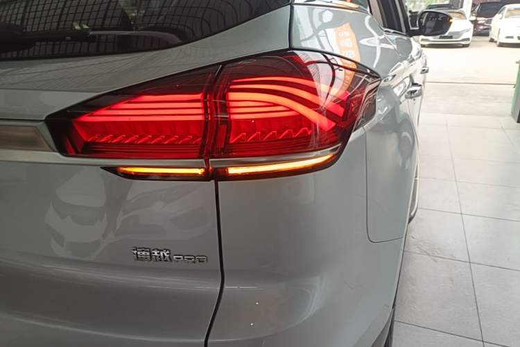 Used Geely Auto Emgrand X7 Sport 2020 1.8TD DCT Smart Connect PRO Right Rear Taillight