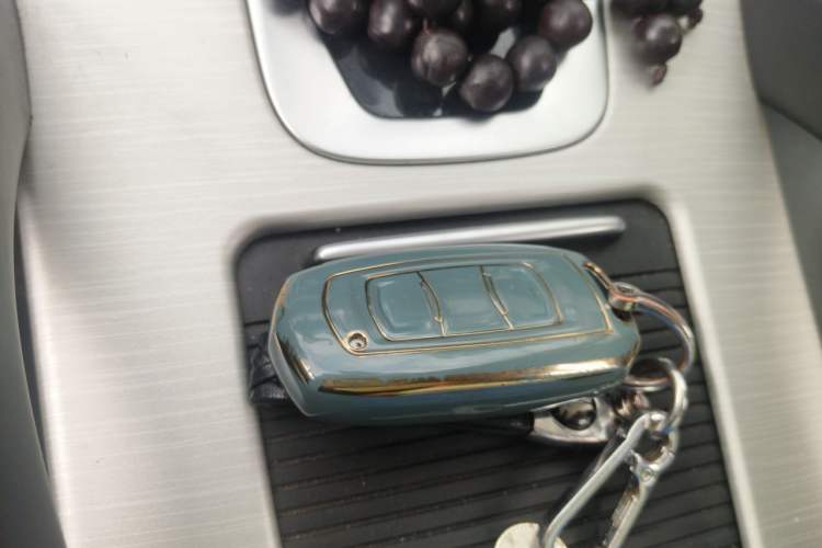 Used Geely Auto Emgrand X7 Sport 2020 1.8TD DCT Two-Wheel Drive Smart Connect 4G-Enabled Version Vehicle Key
