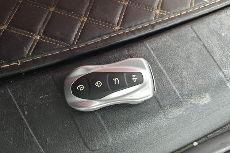 Used Geely Auto Emgrand X7 Sport 2020 1.8TD DCT Smart PRO Vehicle Key