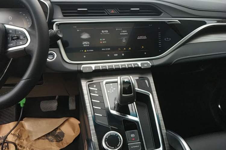 Used Geely Auto Emgrand X7 Sport 2020 1.8TD DCT Smart Connect PRO Audio And AC Panel