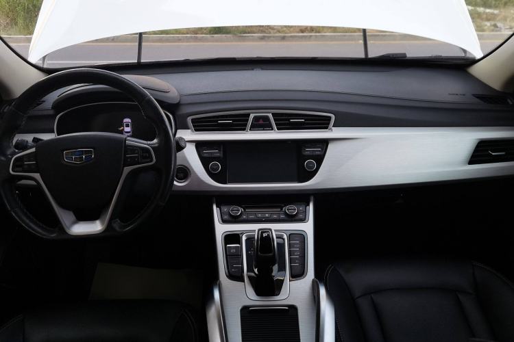 Used Geely Auto Emgrand X7 Sport 2020 1.8TD DCT Two-Wheel Drive Smart Connect 4G-Enabled Version Audio And AC Panel