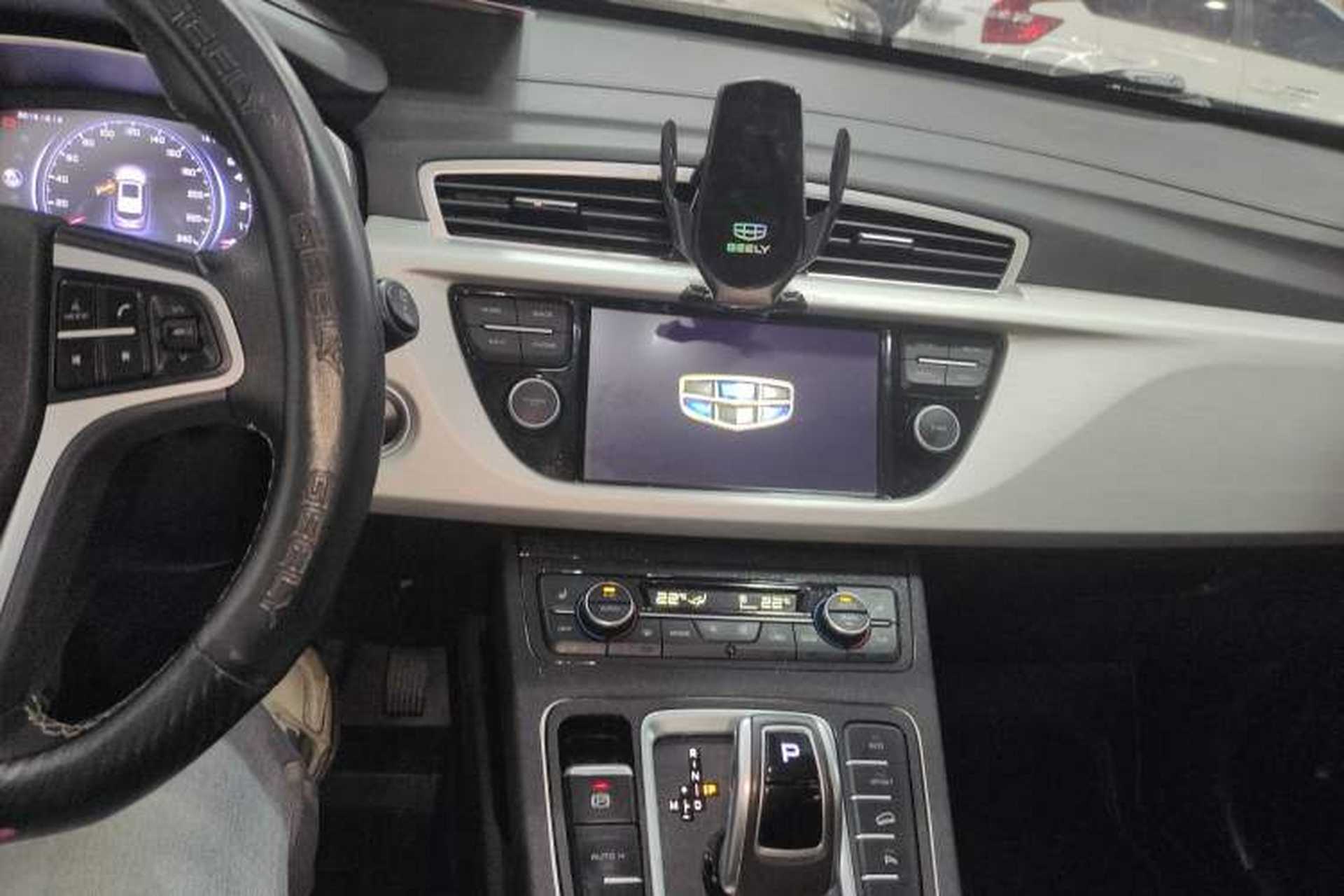 Used Geely Auto Emgrand X7 Sport 2020 1.8TD DCT Two-Wheel Drive Smart Connect 4G-Enabled Version Audio And AC Panel