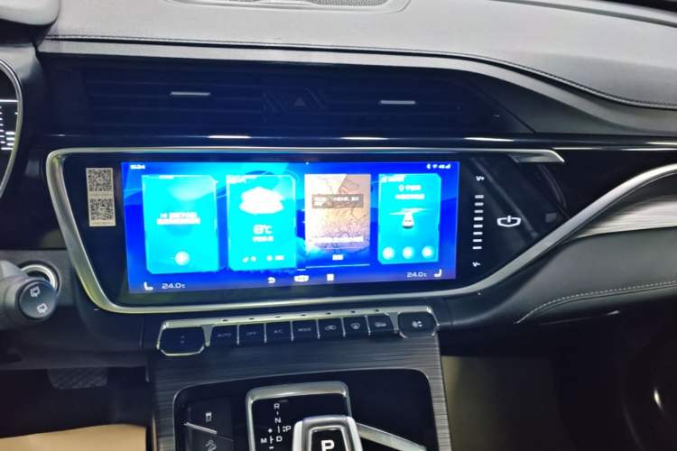 Used Geely Auto Emgrand X7 Sport 2020 1.5TD Automatic Smart Connect PRO Audio And AC Panel