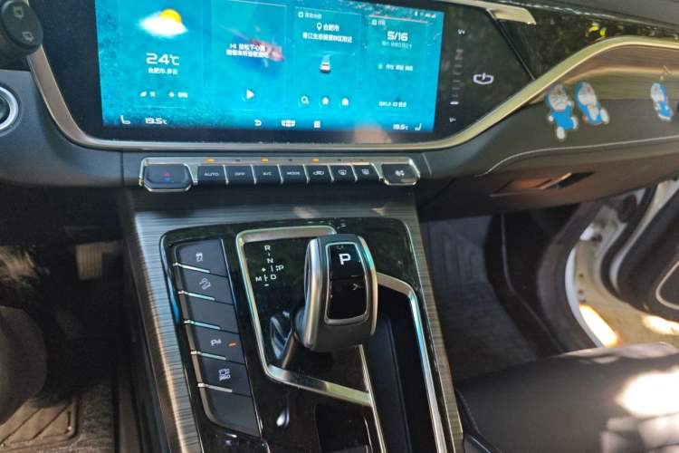 Used Geely Auto Emgrand X7 Sport 2020 1.8TD DCT Smart PRO Audio And AC Panel