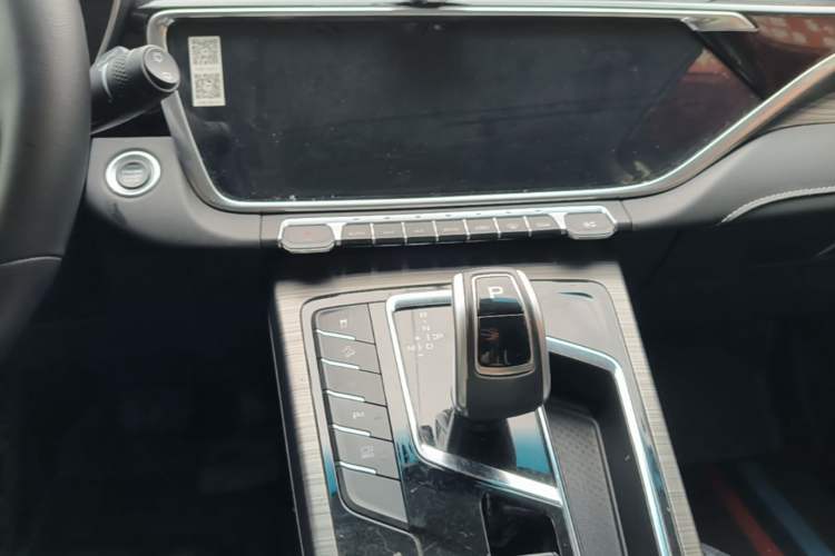 Used Geely Auto Emgrand X7 Sport 2020 1.8TD DCT Smart PRO Audio And AC Panel