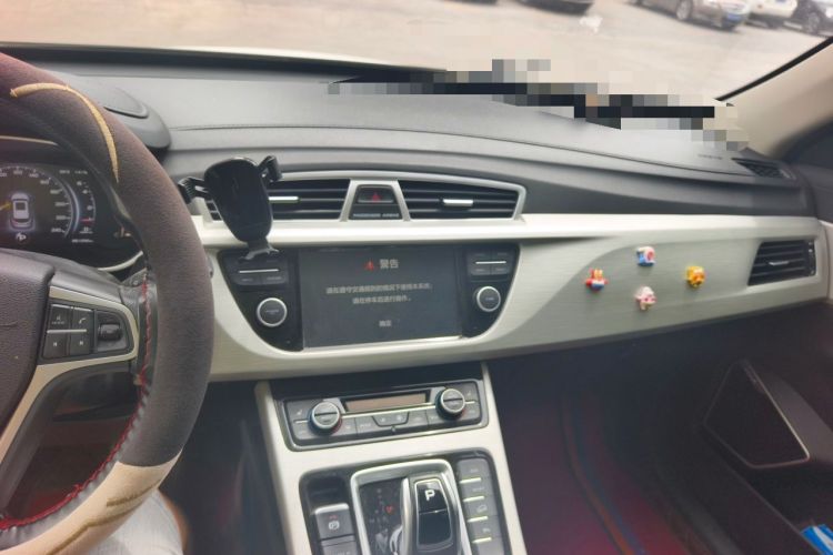 Used Geely Auto Emgrand X7 Sport 2020 1.8TD DCT Two-Wheel Drive Smart Connect 4G-Enabled Version Audio And AC Panel