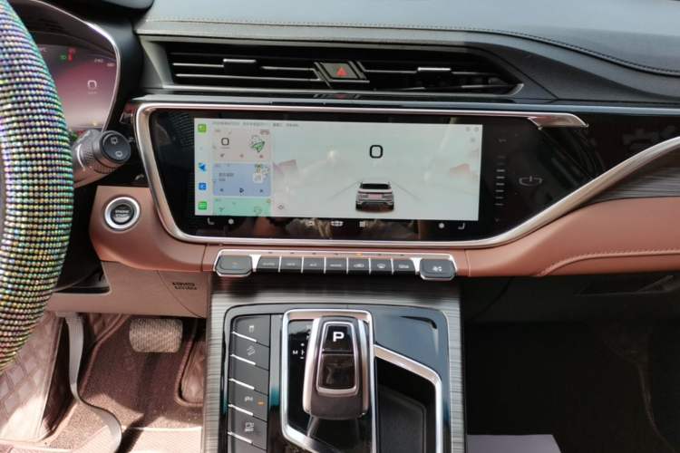 Used Geely Auto Emgrand X7 Sport 2020 1.8TD DCT Zhi Ling PRO Audio And AC Panel