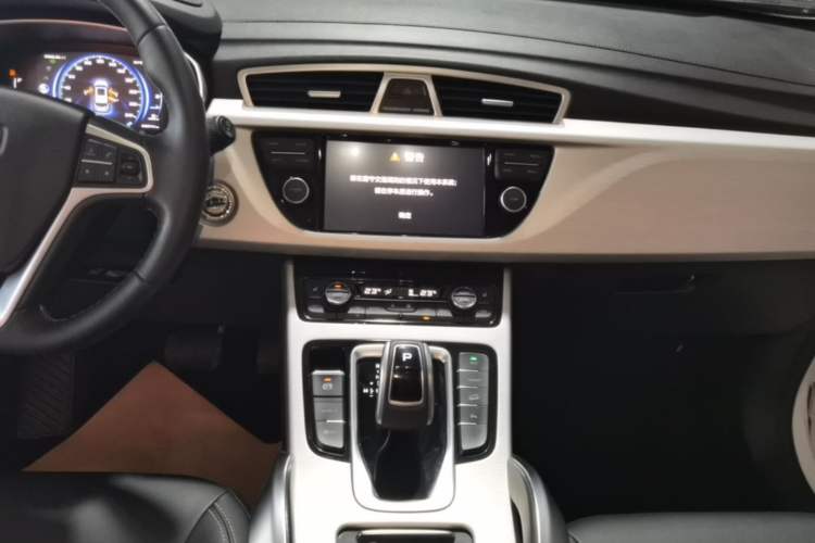Used Geely Auto Emgrand X7 Sport 2020 1.8TD DCT Two-Wheel Drive Smart Connect 4G-Enabled Version Audio And AC Panel