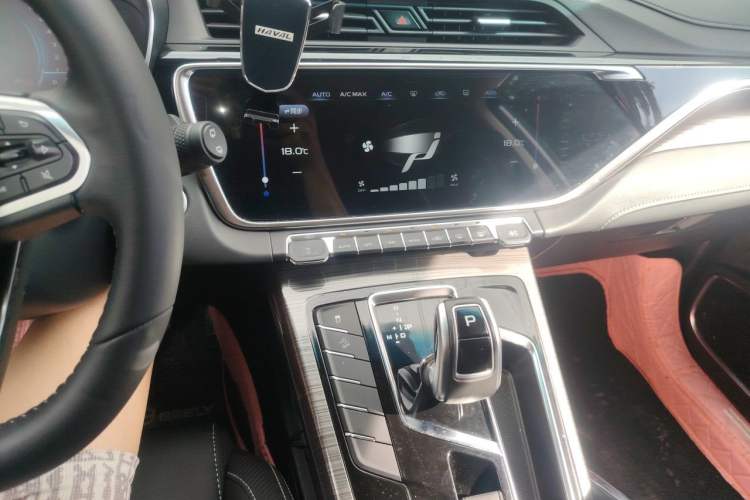 Used Geely Auto Emgrand X7 Sport 2020 1.8TD DCT Smart Connect PRO Audio And AC Panel