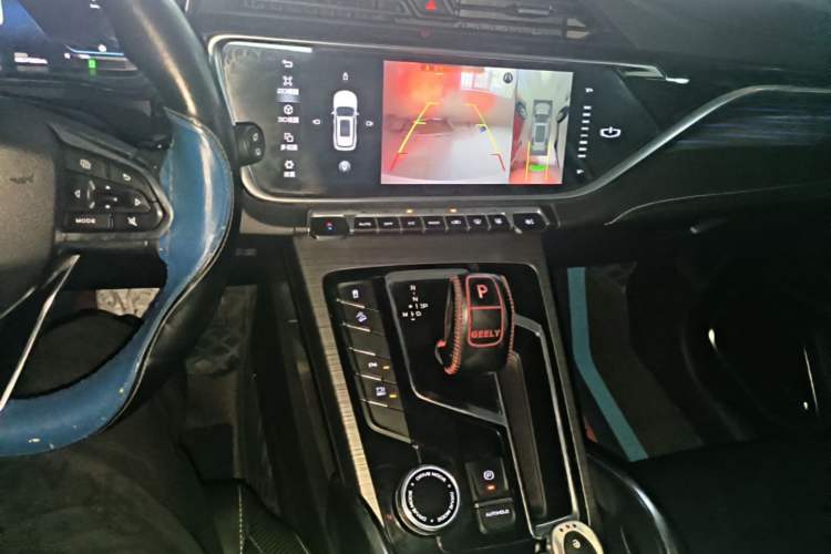 Used Geely Auto Emgrand X7 Sport 2020 1.8TD DCT ZhiZun PRO Audio And AC Panel