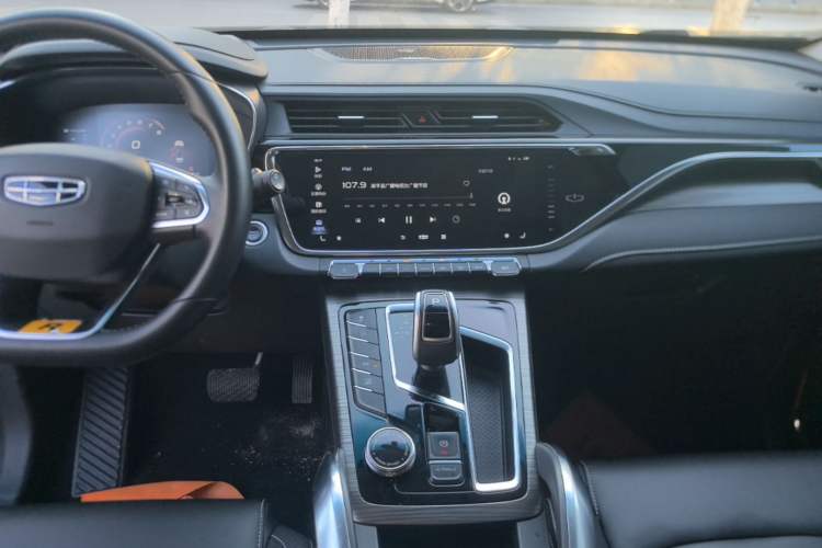 Used Geely Auto Emgrand X7 Sport 2020 1.8TD DCT Smart PRO Audio And AC Panel