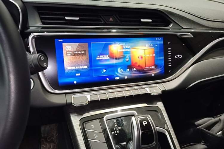 Used Geely Auto Emgrand X7 Sport 2020 1.8TD DCT Smart Connect PRO Audio And AC Panel