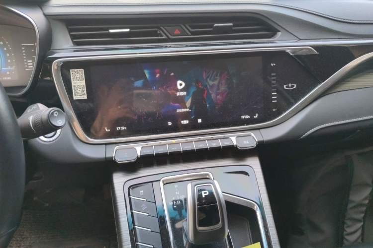 Used Geely Auto Emgrand X7 Sport 2020 1.5TD Automatic Smart Connect PRO Audio And AC Panel