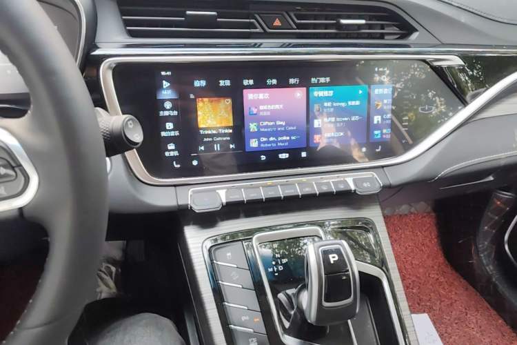 Used Geely Auto Emgrand X7 Sport 2020 1.8TD DCT Smart PRO Audio And AC Panel