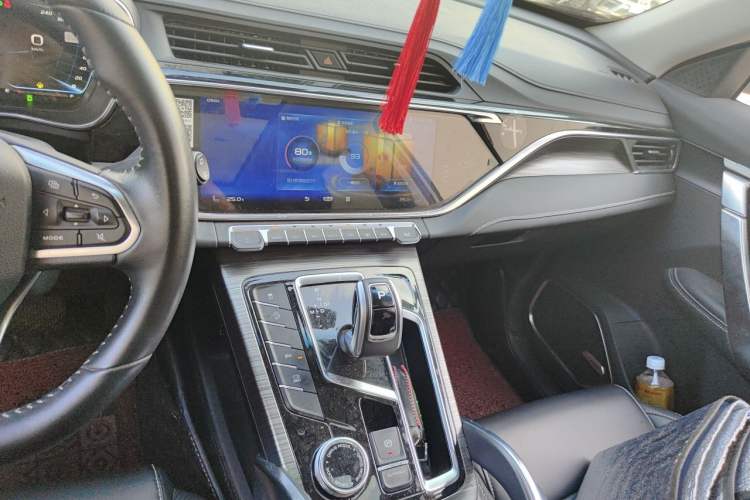 Used Geely Auto Emgrand X7 Sport 2020 1.8TD DCT ZhiZun PRO Audio And AC Panel