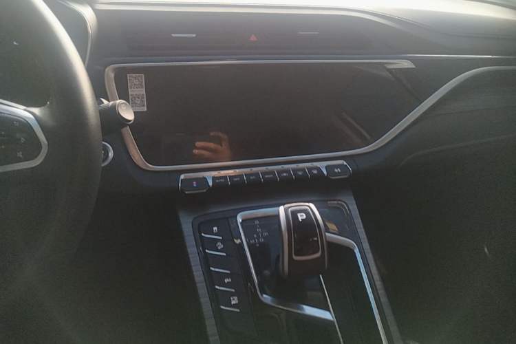 Used Geely Auto Emgrand X7 Sport 2020 1.8TD DCT ZhiZun PRO Audio And AC Panel