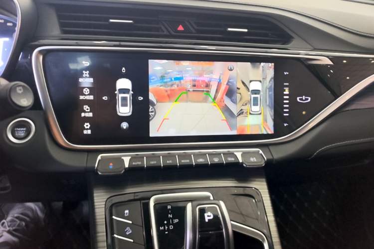 Used Geely Auto Emgrand X7 Sport 2020 1.8TD DCT ZhiZun PRO Audio And AC Panel