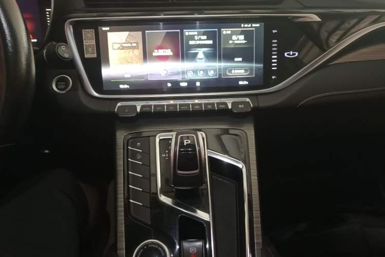 Used Geely Auto Emgrand X7 Sport 2020 1.8TD DCT Smart Connect PRO Audio And AC Panel