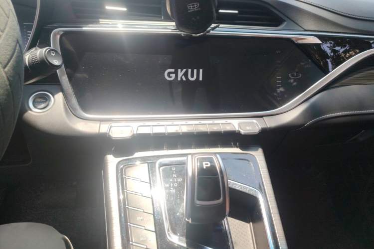 Used Geely Auto Emgrand X7 Sport 2020 1.8TD DCT Smart PRO Audio And AC Panel