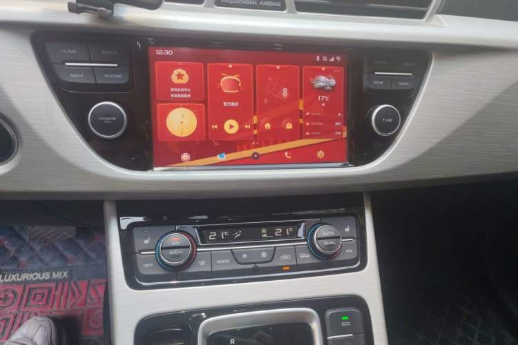 Used Geely Auto Emgrand X7 Sport 2020 1.8TD DCT Two-Wheel Drive Smart Connect 4G-Enabled Version Audio And AC Panel