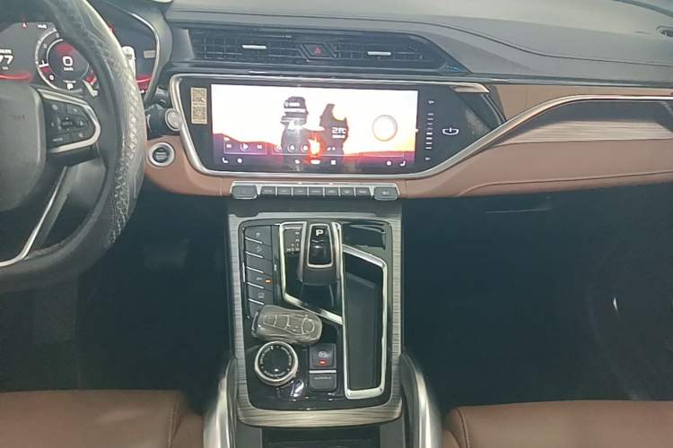 Used Geely Auto Emgrand X7 Sport 2020 1.8TD DCT Zhi Ling PRO Audio And AC Panel