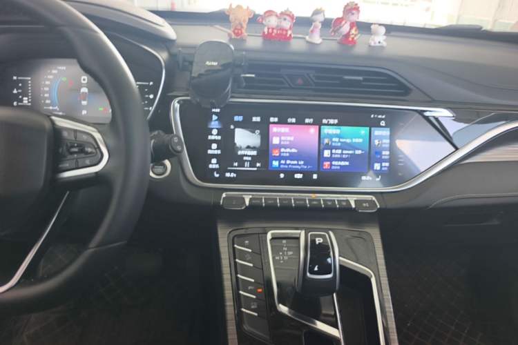 Used Geely Auto Emgrand X7 Sport 2020 1.8TD DCT Smart PRO Audio And AC Panel