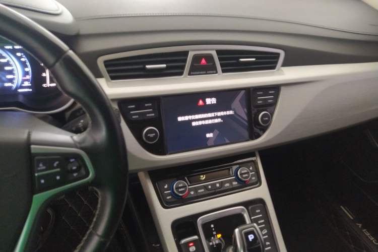 Used Geely Auto Emgrand X7 Sport 2020 1.8TD DCT Two-Wheel Drive Smart Connect 4G-Enabled Version Audio And AC Panel