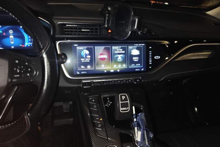 Used Geely Auto Emgrand X7 Sport 2020 1.8TD DCT Smart PRO Audio And AC Panel