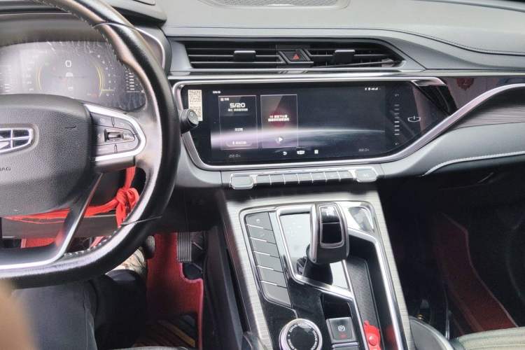 Used Geely Auto Emgrand X7 Sport 2020 1.8TD DCT Smart Connect PRO Audio And AC Panel