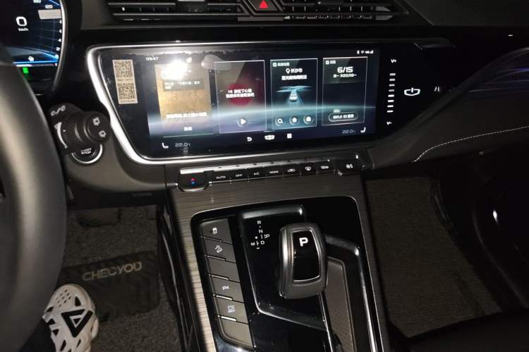 Used Geely Auto Emgrand X7 Sport 2020 1.8TD DCT Smart PRO Audio And AC Panel