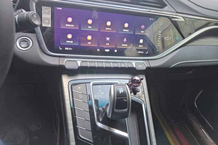 Used Geely Auto Emgrand X7 Sport 2020 1.5TD Automatic Smart Connect PRO Audio And AC Panel