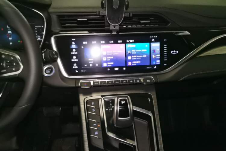 Used Geely Auto Emgrand X7 Sport 2020 1.8TD DCT Smart PRO Audio And AC Panel