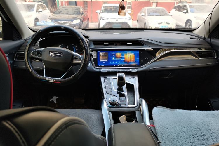 Used Geely Auto Emgrand X7 Sport 2020 1.8TD DCT Smart PRO Center Console