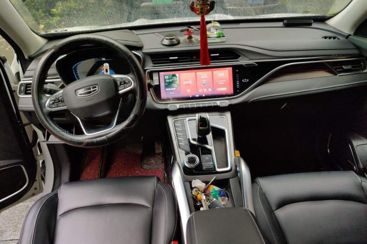 Used Geely Auto Emgrand X7 Sport 2020 1.8TD DCT ZhiZun PRO Center Console