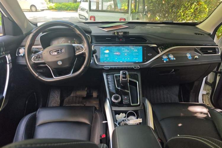 Used Geely Auto Emgrand X7 Sport 2020 1.8TD DCT Smart PRO Center Console