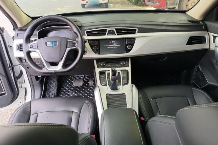 Used Geely Auto Emgrand X7 Sport 2020 1.8TD DCT Two-Wheel Drive Smart Connect 4G-Enabled Version Center Console