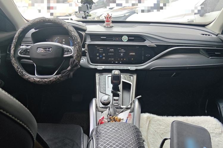 Used Geely Auto Emgrand X7 Sport 2020 1.8TD DCT Smart Connect PRO Center Console